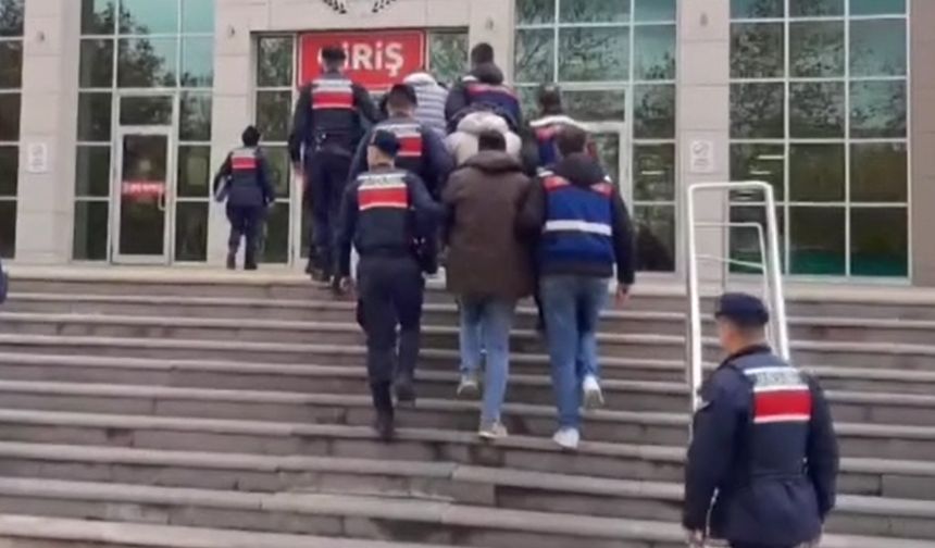 Çerkezköy'de düzenlenen D*AŞ operasyonunda 4 zanlı yakalandı